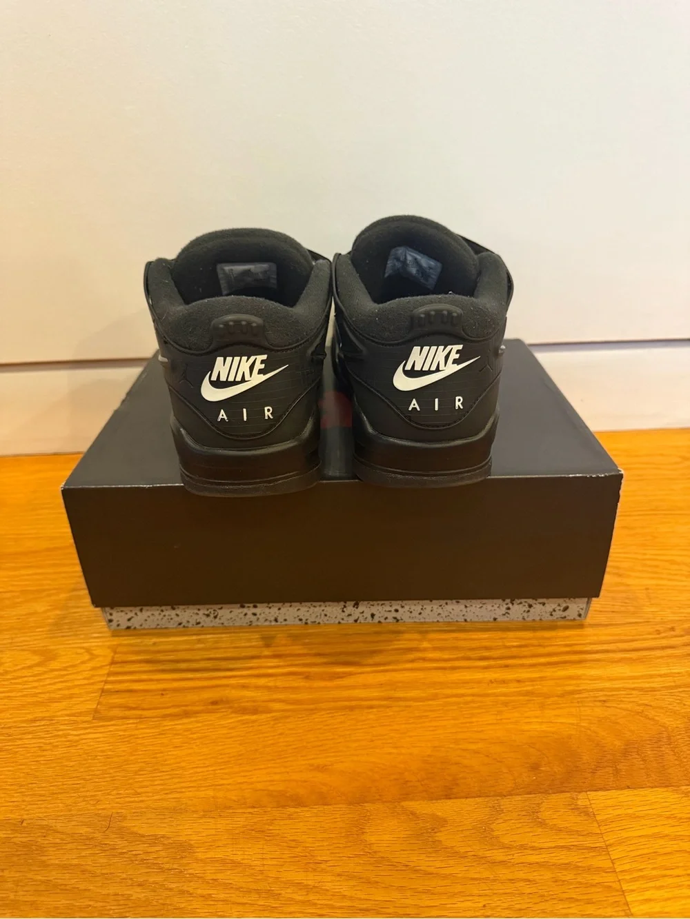 Jordan Men's Black Low-Top Sneakers